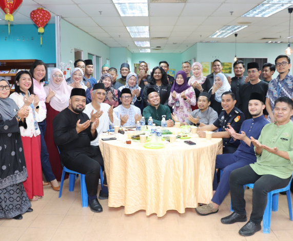 Program Kerohanian UMSKAL Kukuhkan Kerjasama dan Silaturahim Staf